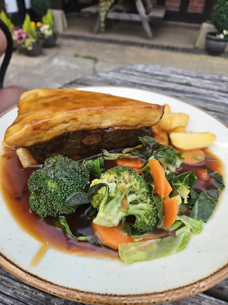 Menu_The Fighting Cocks Pub_Fordingbridge_image_8