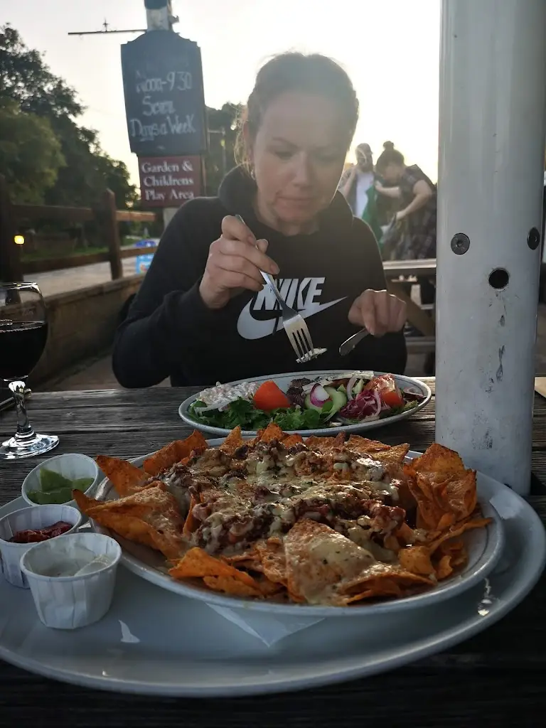 Menu_The Fighting Cocks Pub_Fordingbridge_image_9