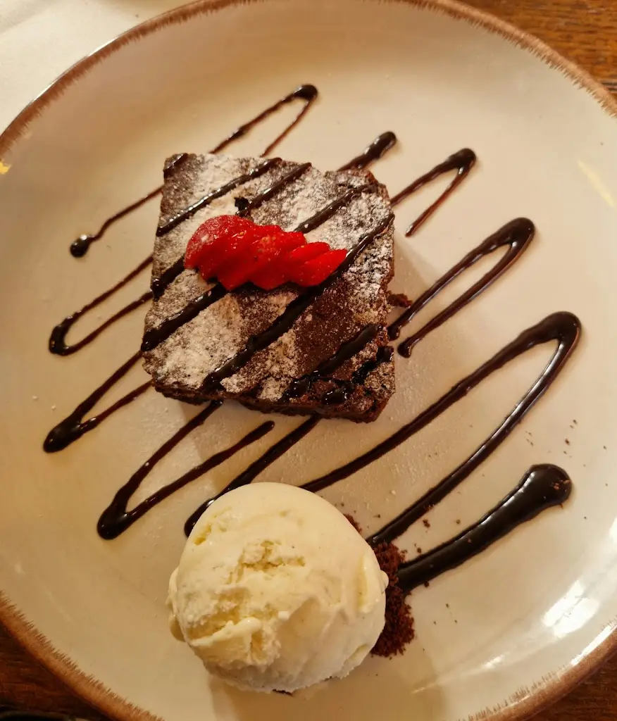 Menu_Bat & Ball_Fordingbridge_image_7