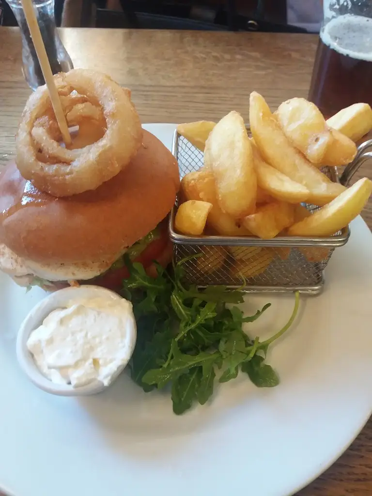 Menu_Bat & Ball_Fordingbridge_image_9