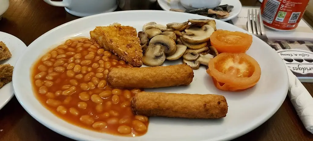 Arianna Presenti_Bridges_Fordingbridge_review