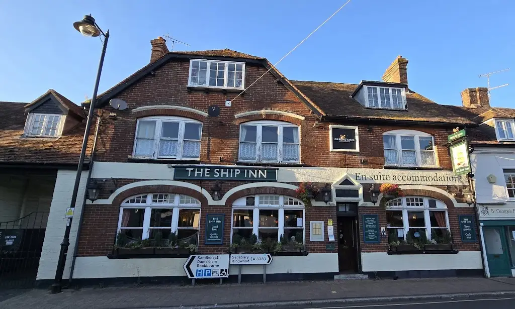 The Ship Inn restaurant in Fordingbridge