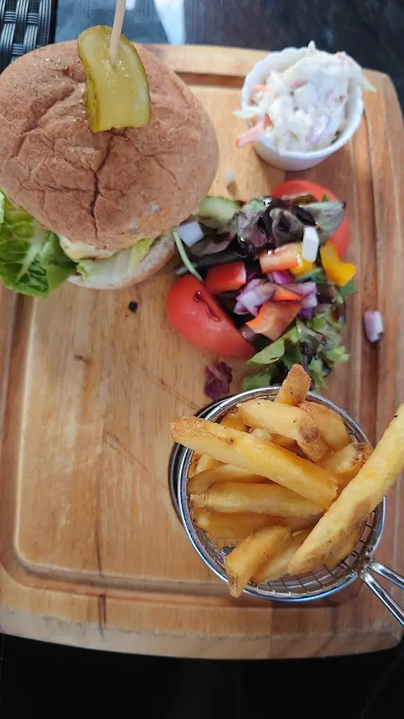 The Crown Inn restaurant in Fordingbridge