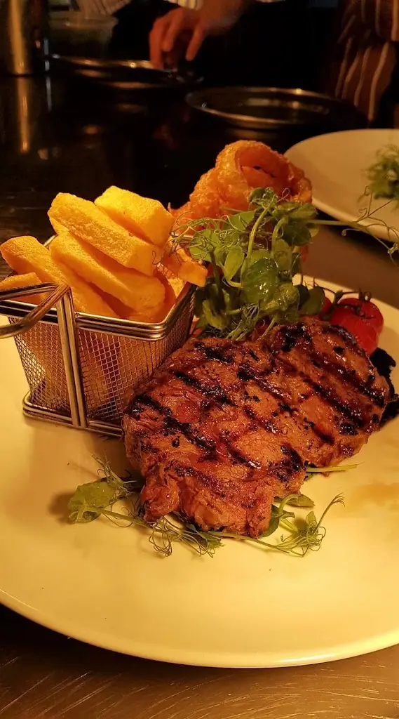 The Horse & Groom_Fordingbridge_slider_image_3