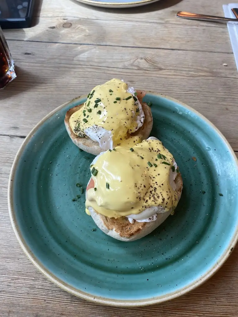 Rococo Lounge_Aylesbury_slider_image_3