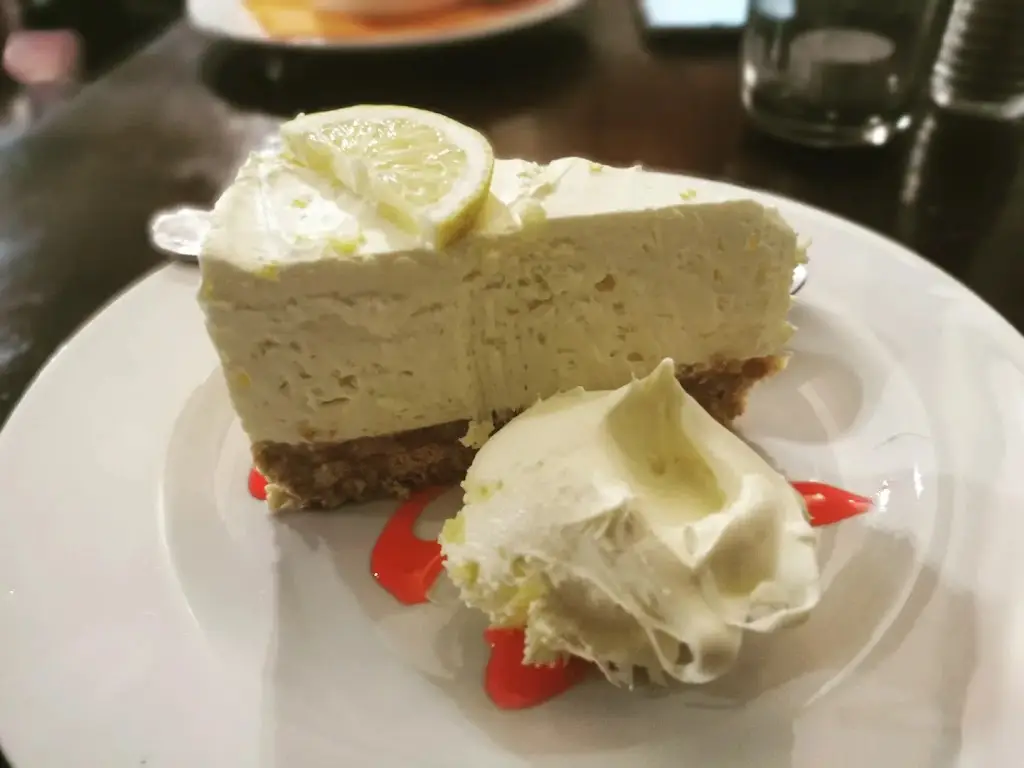 Lorraine King_The Fox, Fremington_Fremington_review