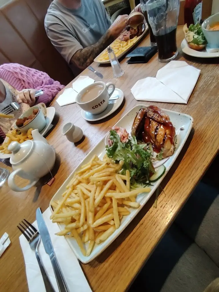 Shane barmby_The Lakehouse_Filey_review