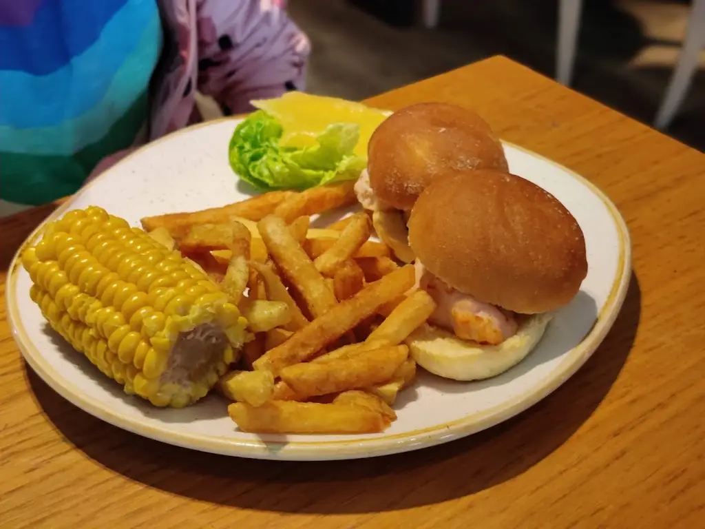 Daniel Mason_The Lakehouse_Filey_review