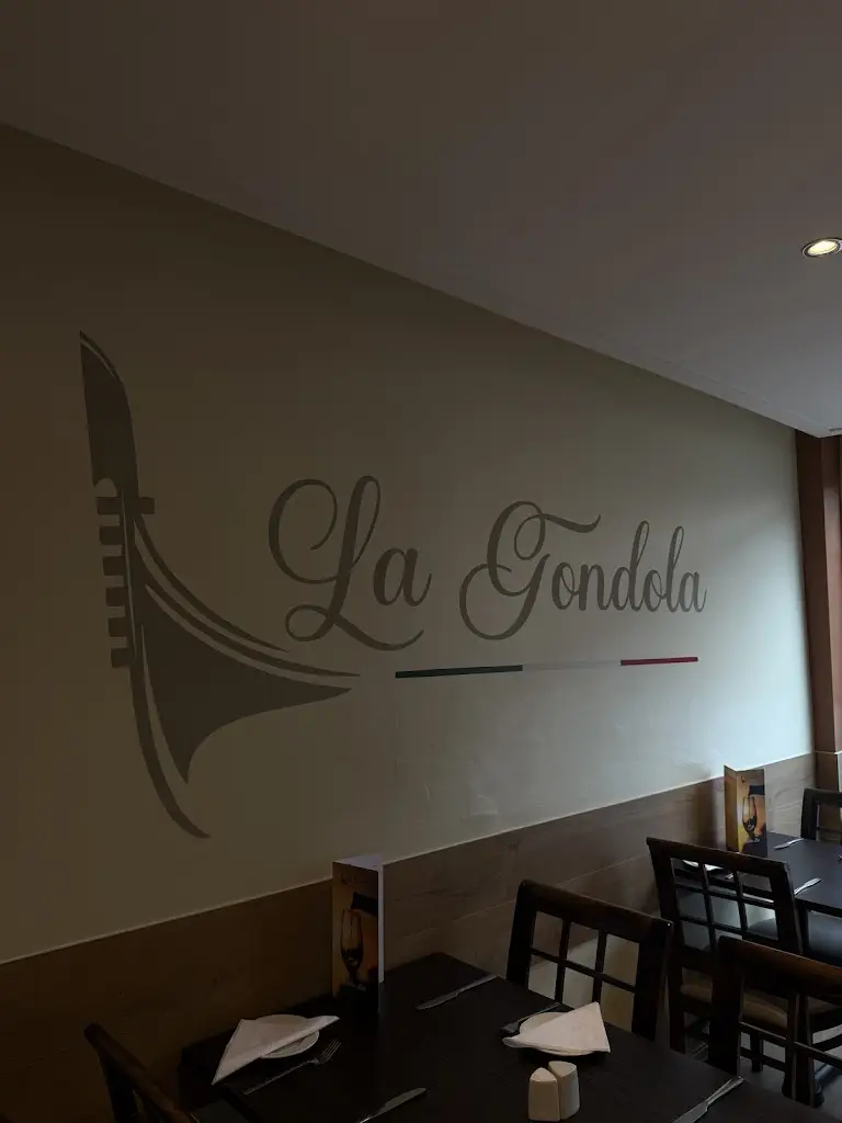 Ryan Hirst_La Gondola Ristorante & Pizzeria_Filey_review