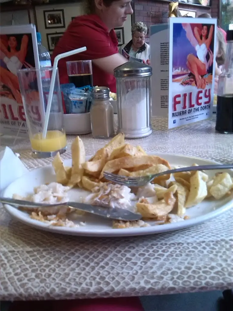 Menu_Inghams Fish Restaurant_Filey_immagine_5