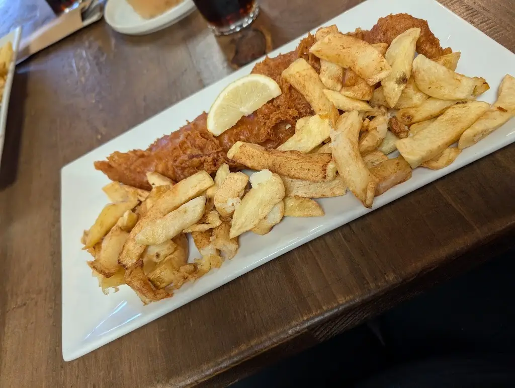 Claire Hill_Inghams Fish Restaurant_Filey_recensione