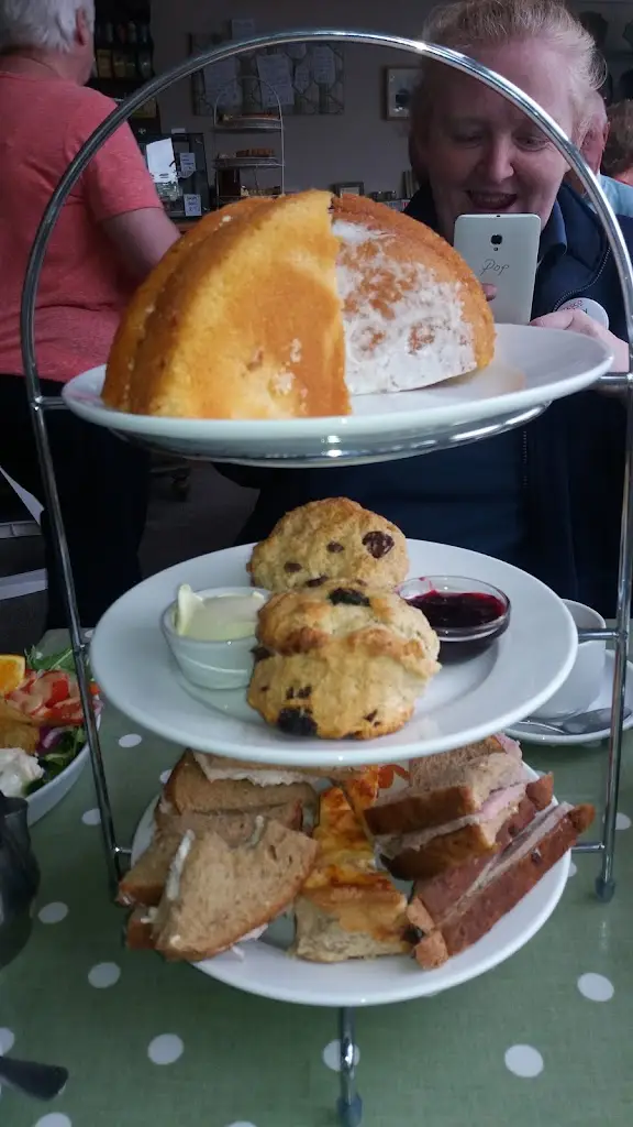 Menu_Angela's Tea Room_Filey_image_5