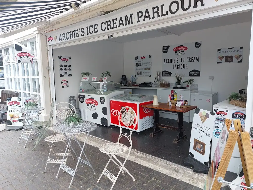 Angela's Tea Room restaurant in Filey