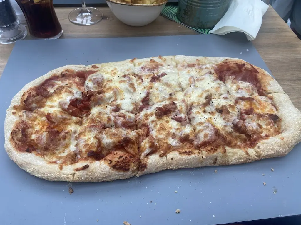 Alex Jennings_Glasshouse_Filey_review