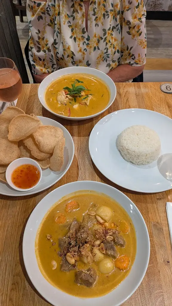 Sarah Hill_Thailicious_Aylesbury_review