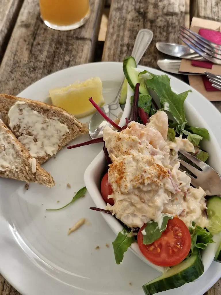 Rosalind Turnbull_The Star_Filey_review