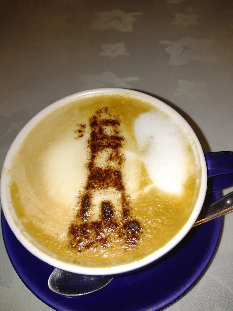 Debbie Jay_The Lighthouse_Filey_review