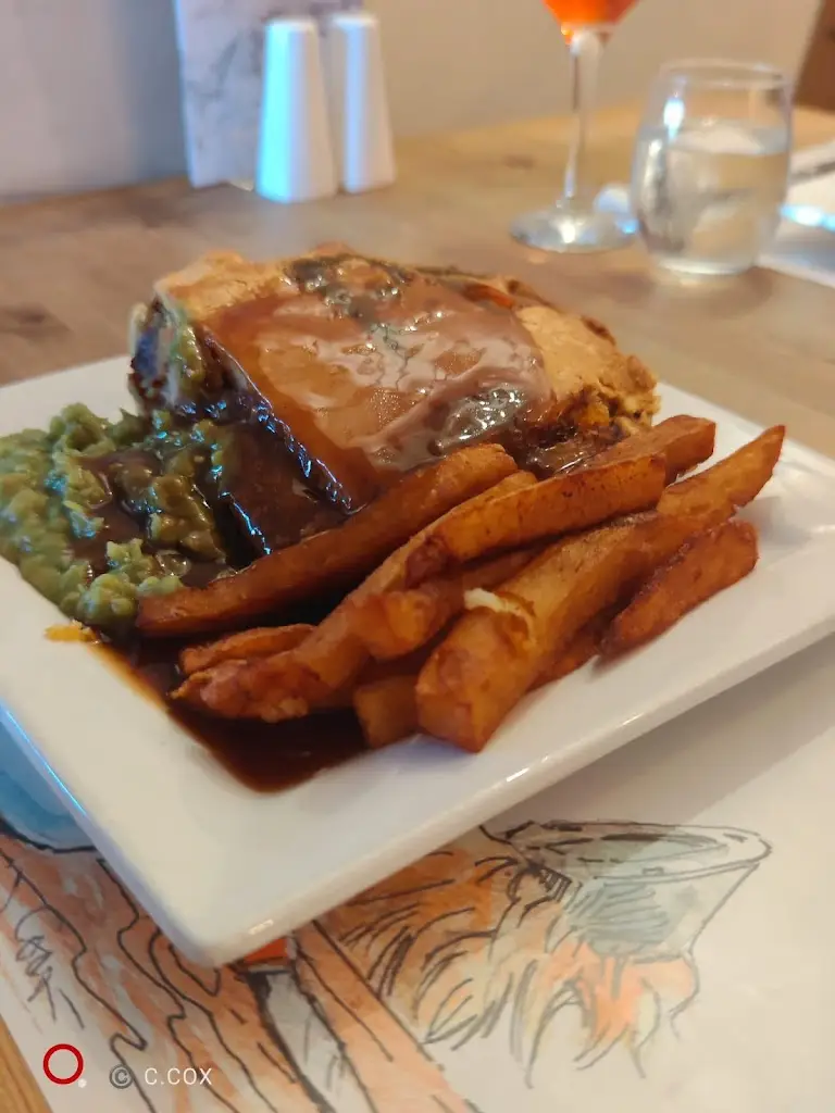 Susan Mollan_The Piebald Inn_Filey_recensione