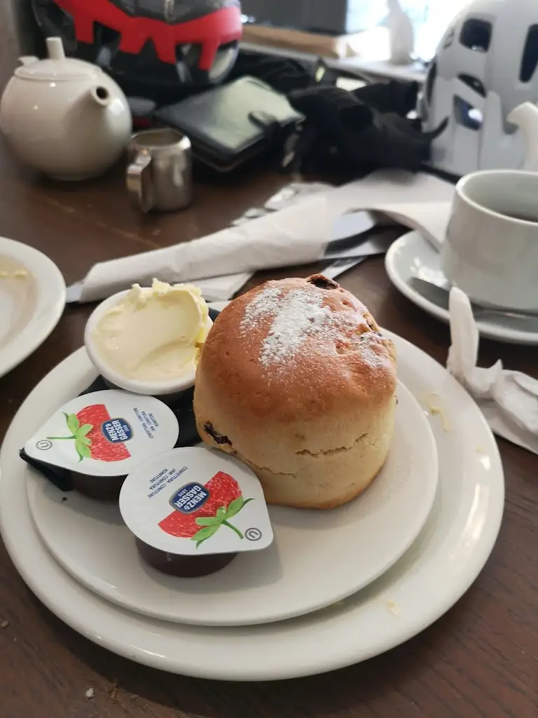 Sian Walker_Frothies Coffee_Filey_review