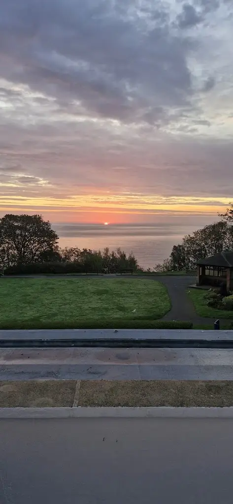 Martin Long_White Lodge Hotel Filey_Filey_review