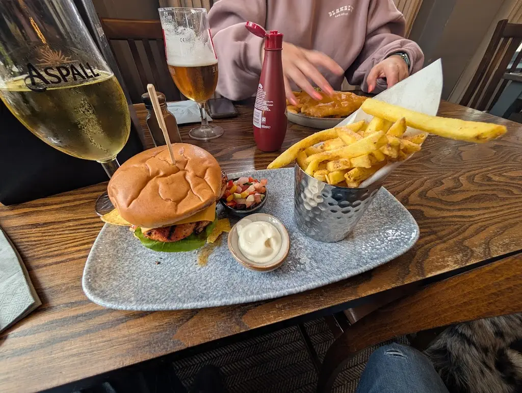 Matt Jarvis_The John Paul Jones_Filey_review