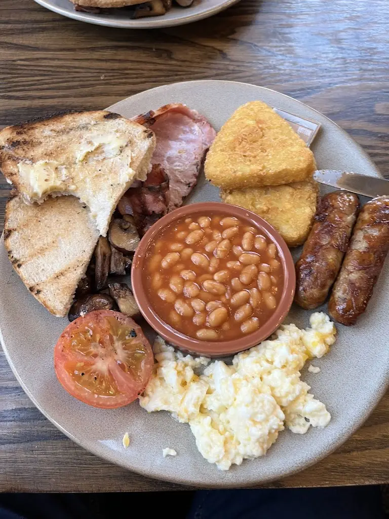 Steven Wood_The John Paul Jones_Filey_review