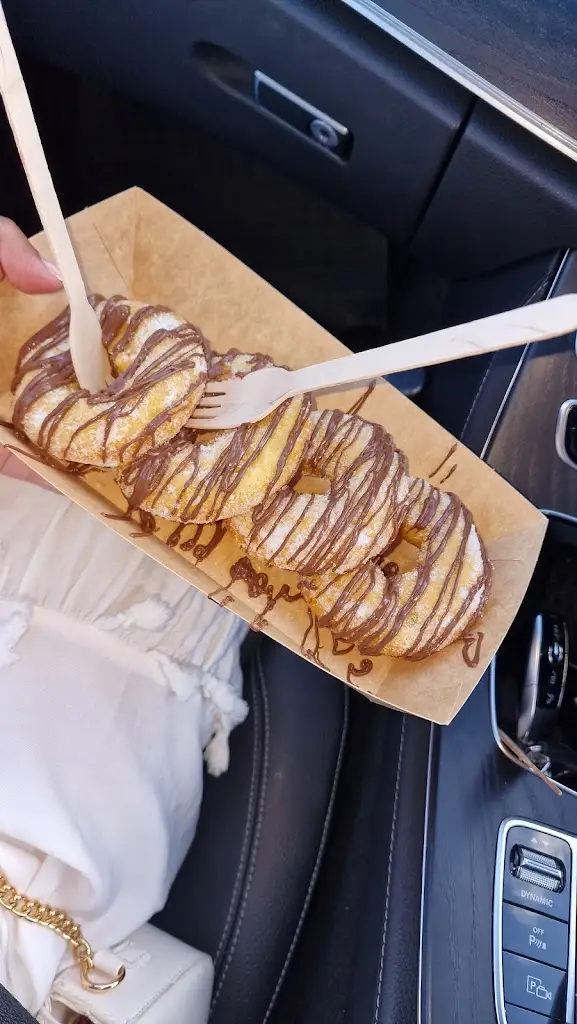 Surinder Dhaliwal_Shuga Shak_Filey_review