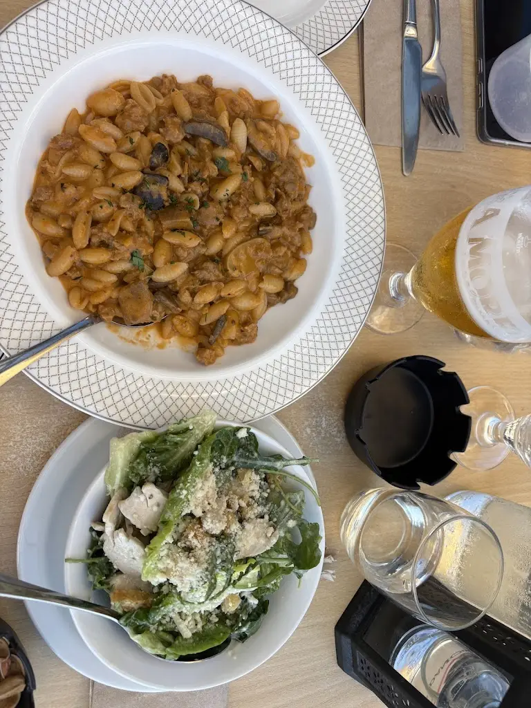 Anahita Salehi_Alba Chiara_Felixstowe_review