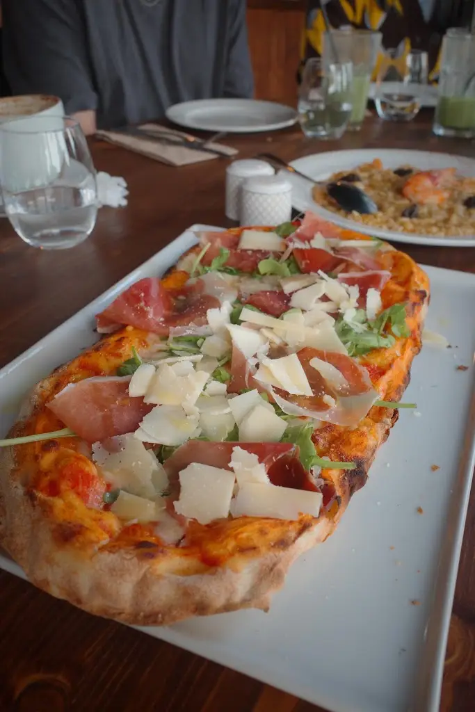 Yosi Hart_Alba Chiara_Felixstowe_review