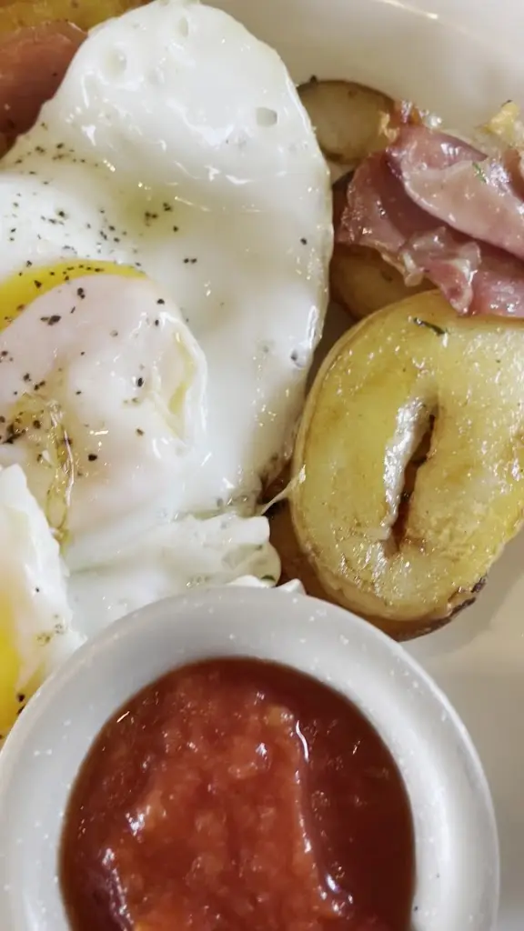 Sandy Fragata_Café Bencotto_Felixstowe_review