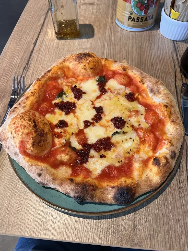 Menu_Iannellis_Aylesbury_image_5