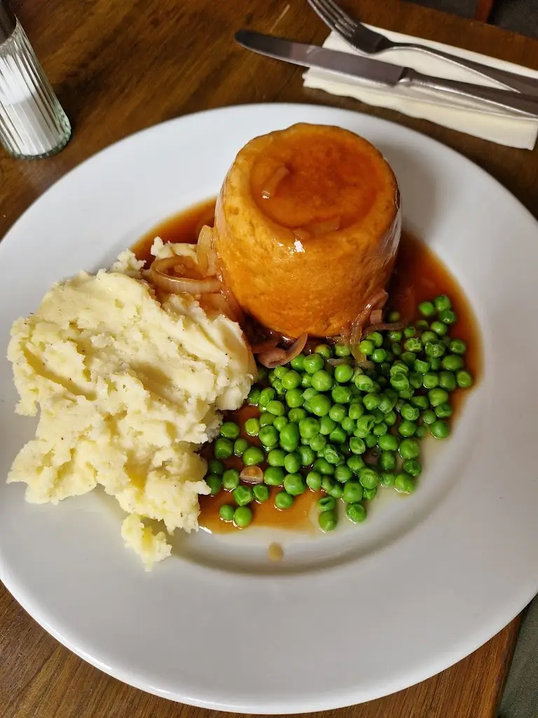 david brewster_White Horse Felixstowe_Felixstowe_review