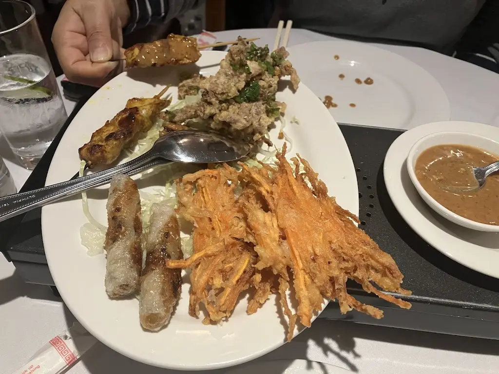 Saigon Restaurant_Felixstowe_slider_image_2