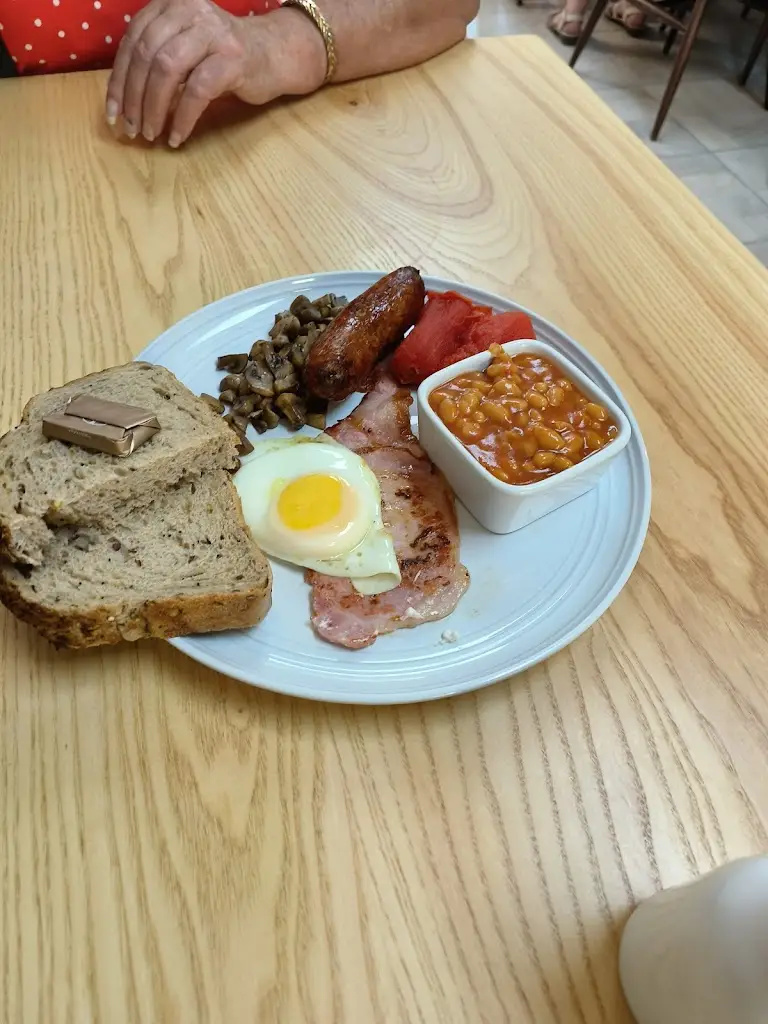 Kerry Butcher_Blue & Berry Café_Felixstowe_review