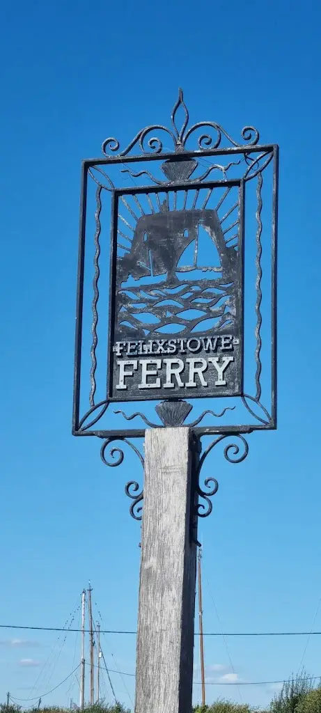 Sonia Hawes_Winkles Riverside Restaurant_Felixstowe_review