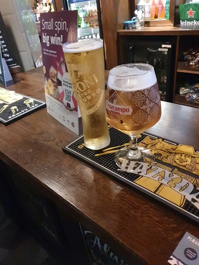 Dai_Owl & Pussycat_Felixstowe_review