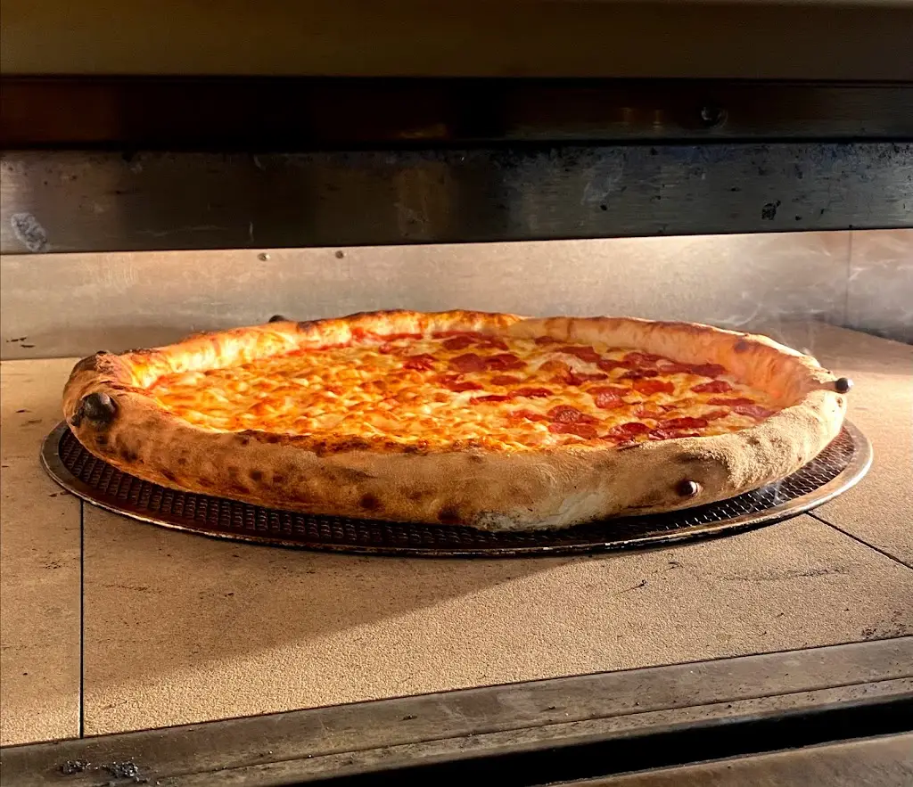 Four Three Pizza_Felixstowe_slider_image_2