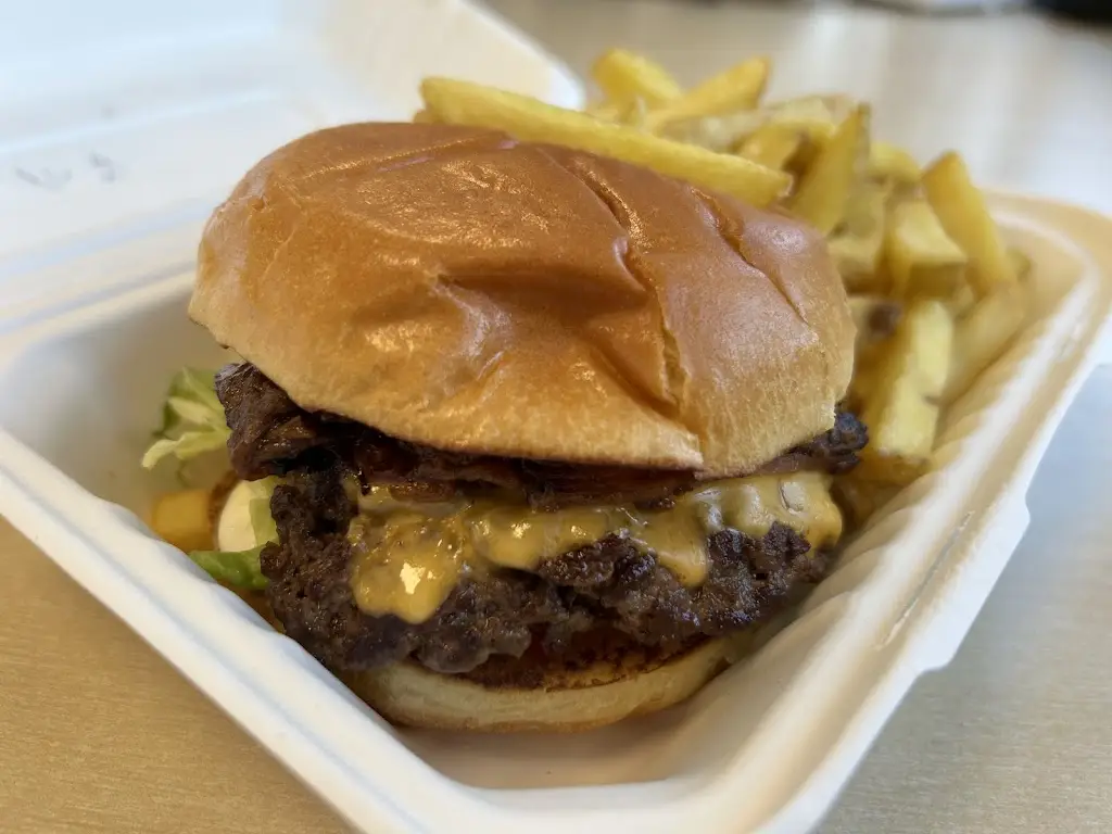 Patty Macs_Felixstowe_slider_image_3