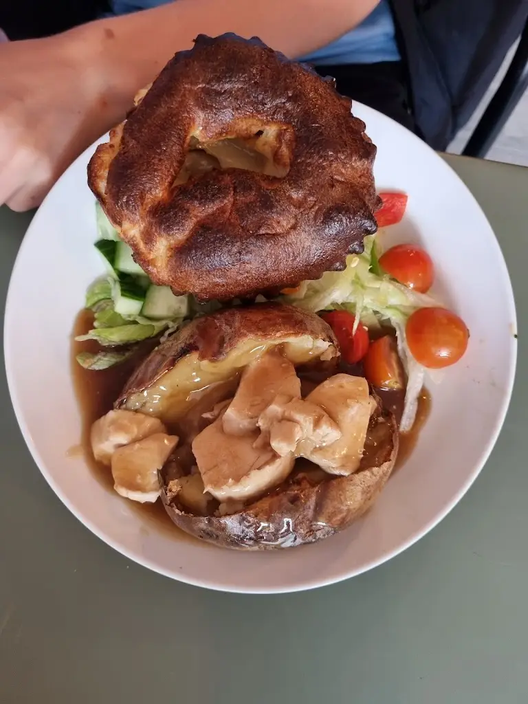 Hellen Nim_Spud Hut_Felixstowe_review