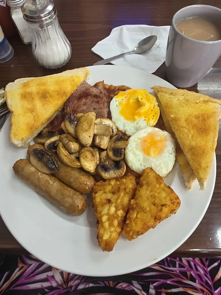 sammy jordan_The Family Cafe_Felixstowe_review