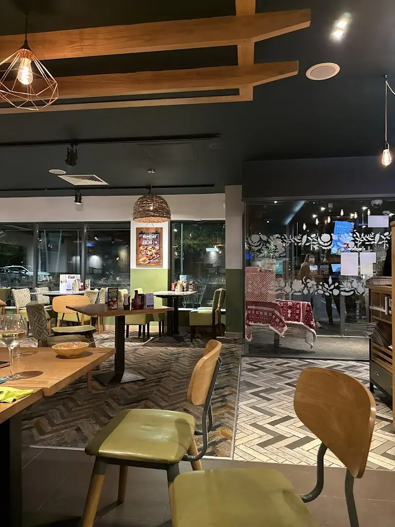 Иван Головач_Aylesbury Harvester_Aylesbury_review