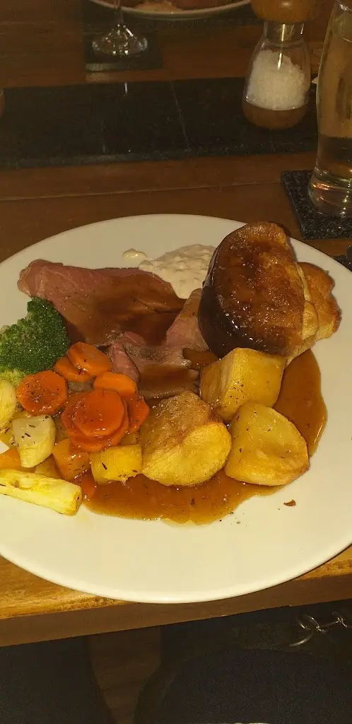 Menu_The Friston Chequers_Friston_image_1