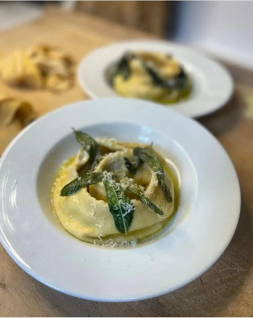 Poco_Friston_slider_image_3