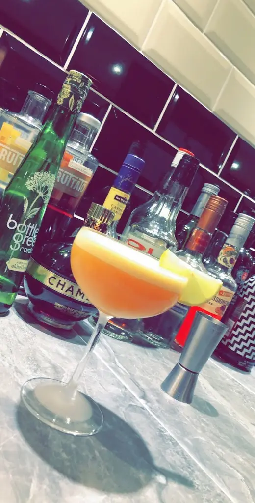 Menu_The Chequers_Fordham_immagine_9