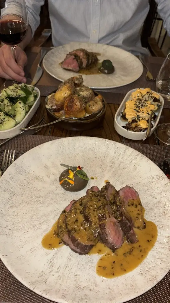 Cassandra Benson_The Three Horseshoes_Fordham_review