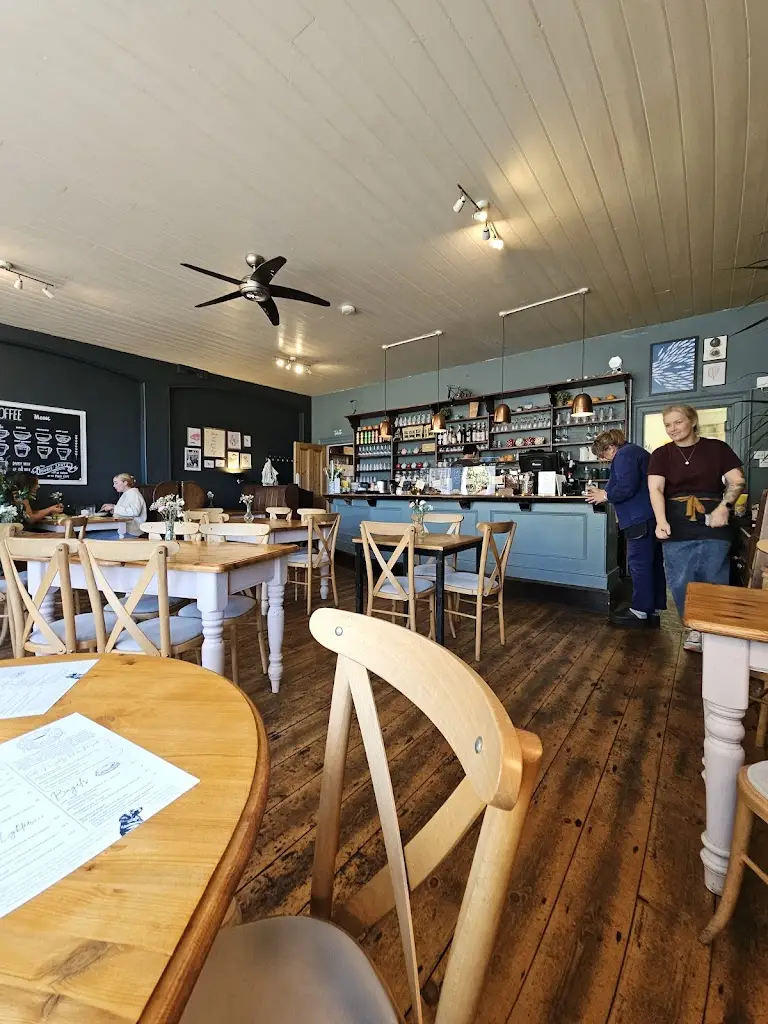 The Piano Café_Freshwater_slider_image_2