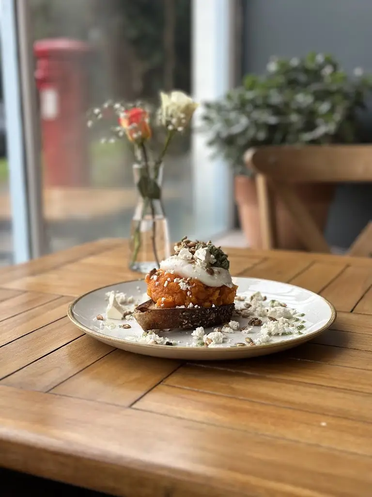 The Piano Café_Freshwater_slider_image_3