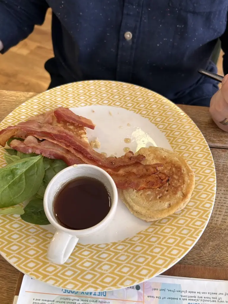 Bethany Herrod_The Freshwater Coffee House_Freshwater_review