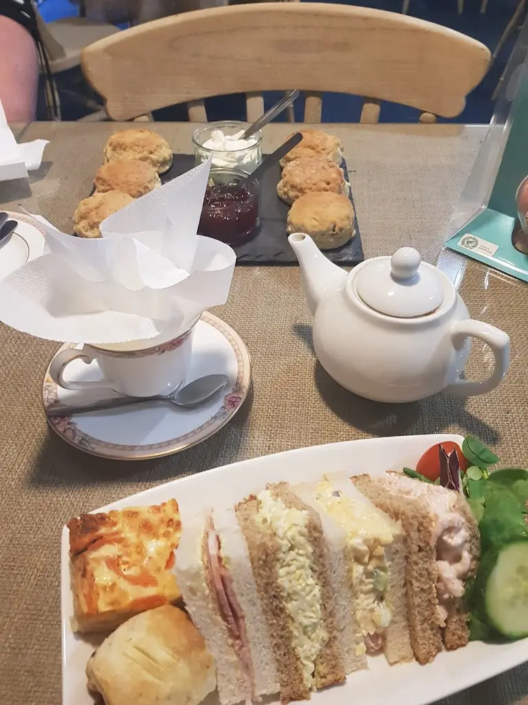 Menu_Lingla Cafe & Gift Shop_Frizington_image_1