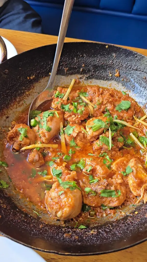 Usman Minhas_BALTI BLVD Resturant & cafe_Furnace Green_review